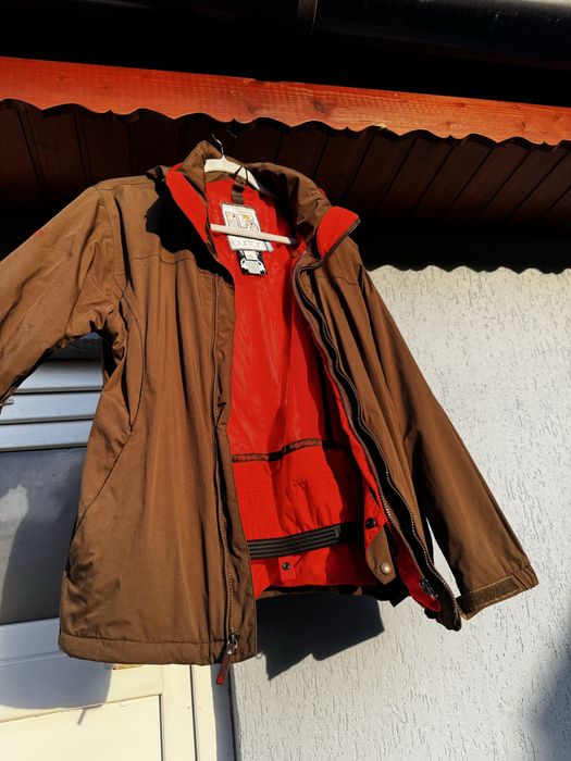 Geacă tip foiță-subțire