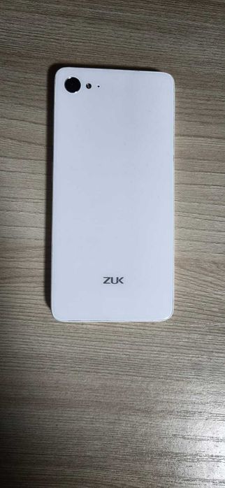 Продам отличный смартфон ZUK Z2