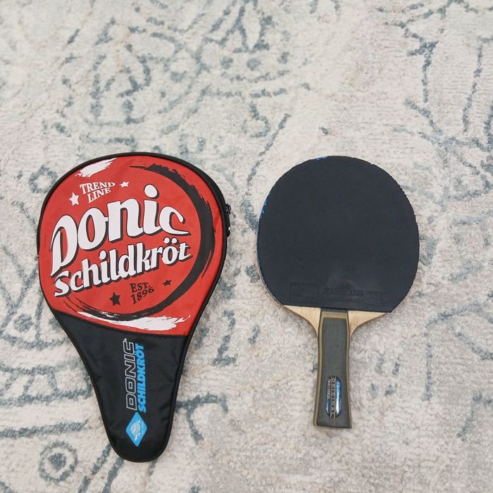 Продам ракетку DONIC