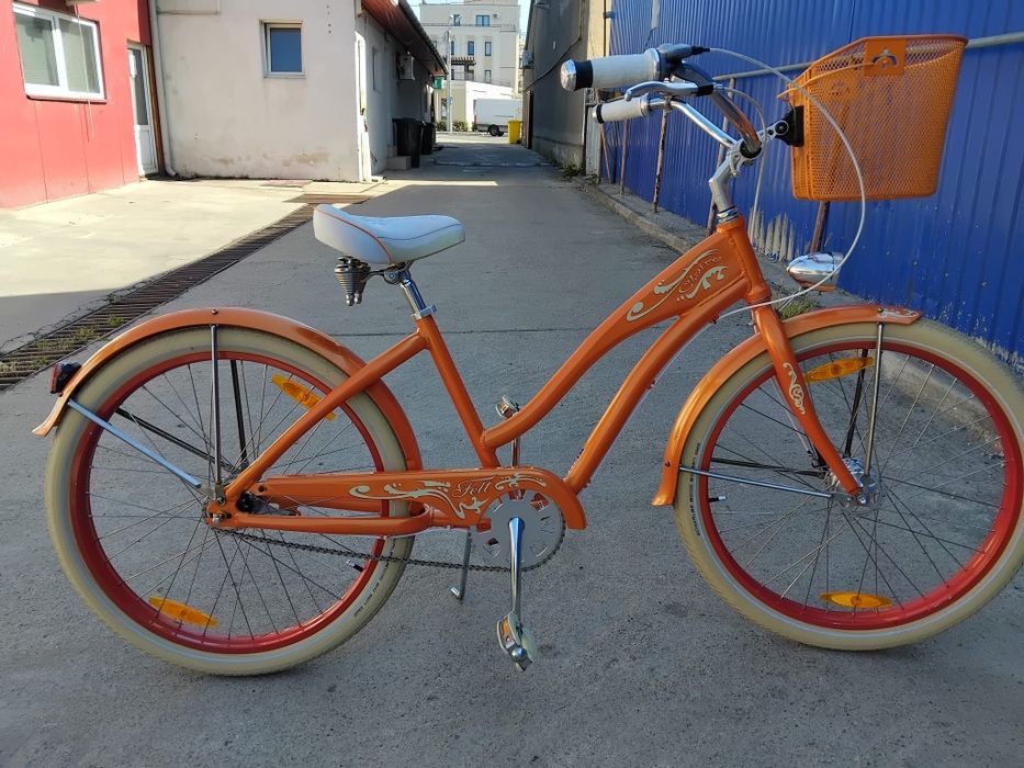 Vând bicicleta din aluminiu pentru damă