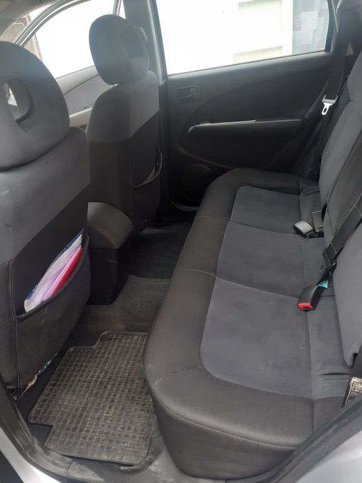 Mitsubishi Outlander 2005