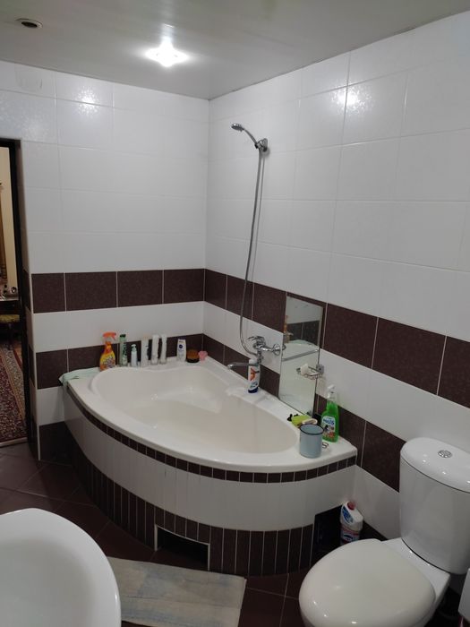 Продаю Квартиру 4/1/4 Своя ул.Фитрата Рисовый Магнит 3 городская больн