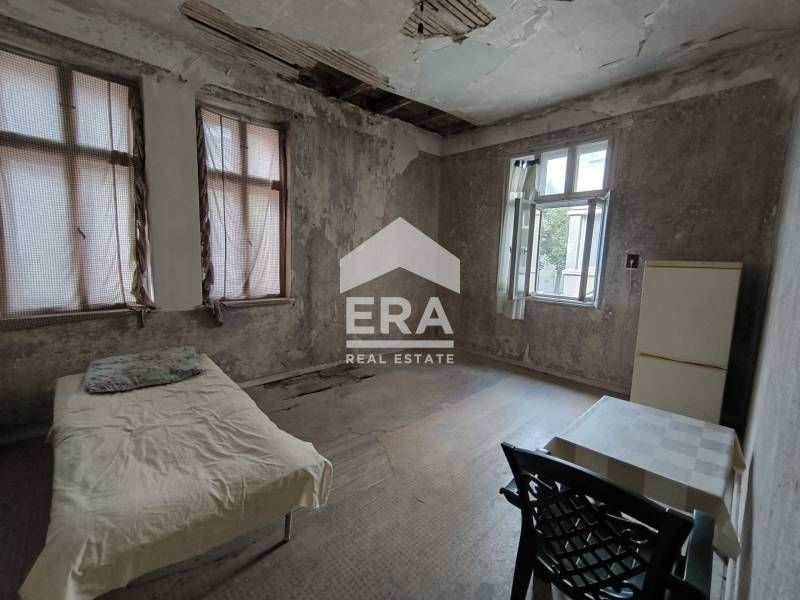 Буржоазна къща в кв., Училищни,