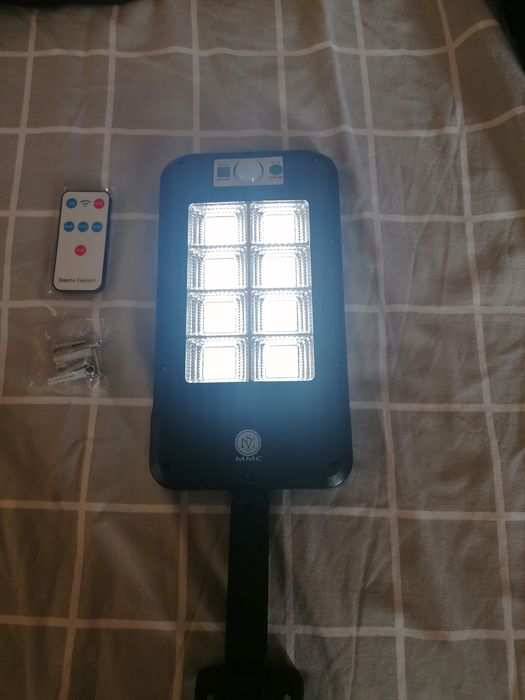 Lampă solară 100 wati