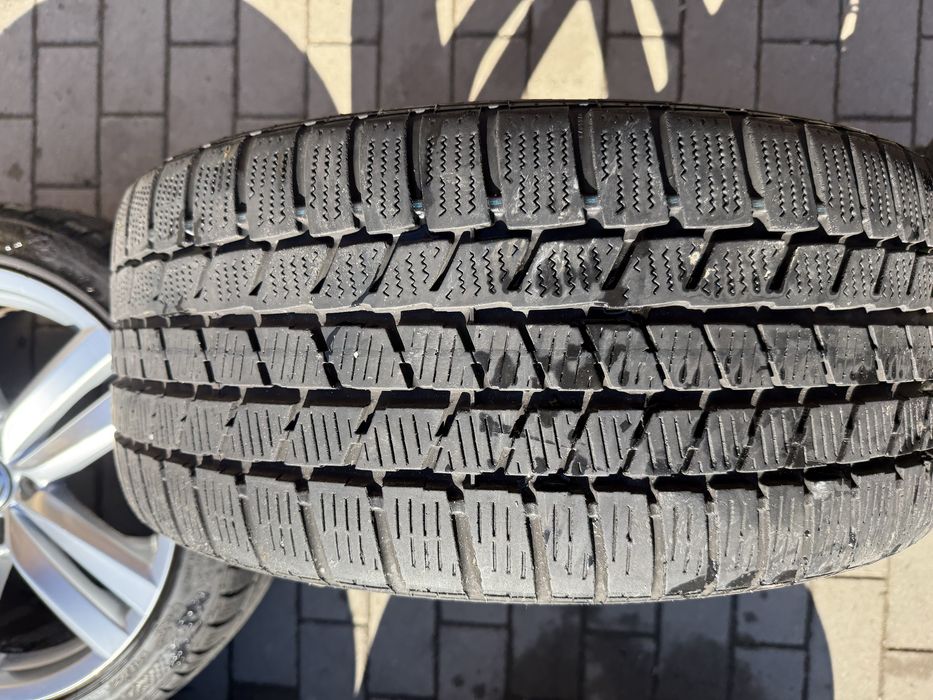 Jante 5x112 Vw Passat B6 B7 originale 235 40 18 continental