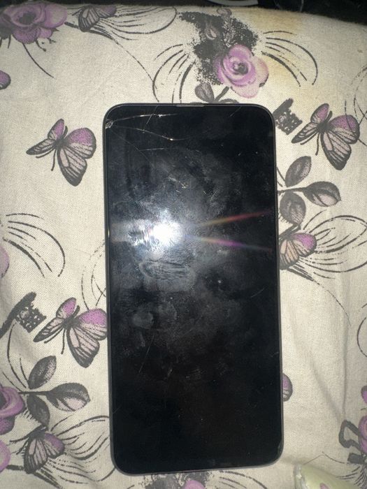 Продам хуавэй ү9