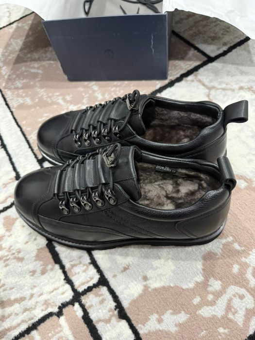 Зимняя кожаная обувь