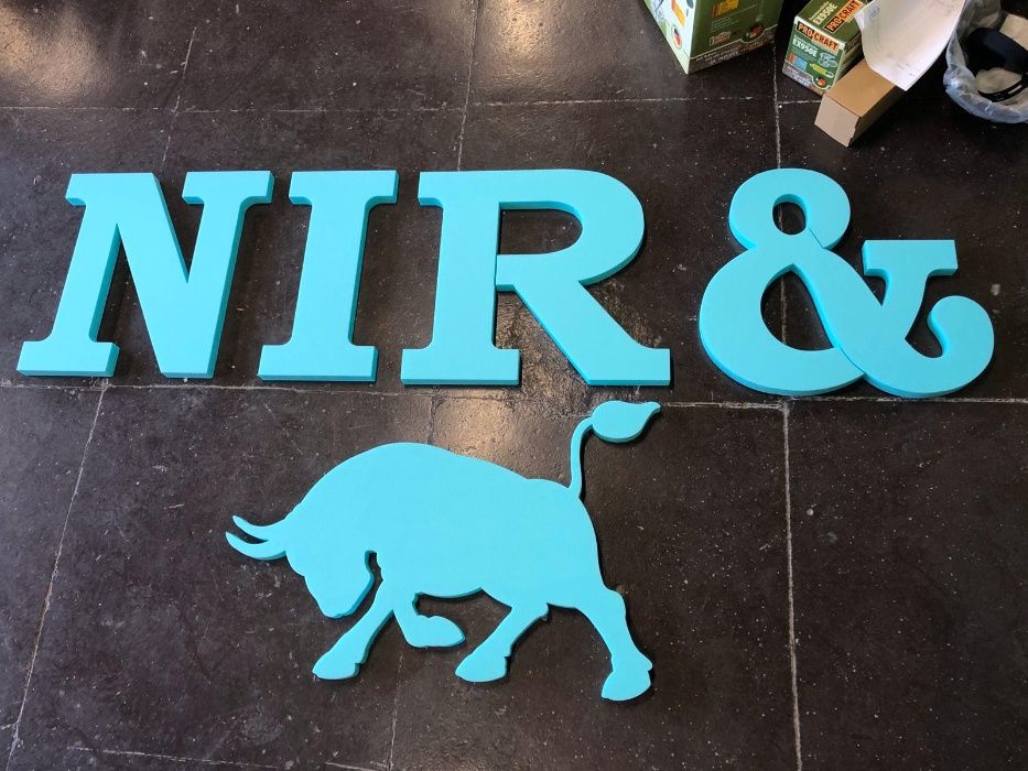 Litere volumetrice , polistiren , reclame , publicitate , decor ,