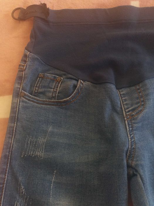 Продаю джинсы для беременных