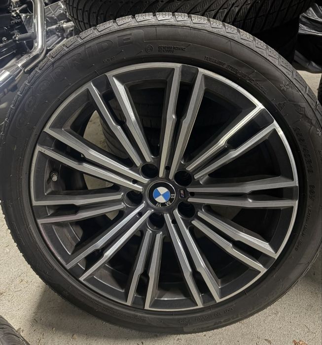 Jante  Bmw g20/g21 – 18” – Pachet  M + ANVELOPE IARNĂ