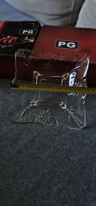 6 десертни чинии персийско стъкло