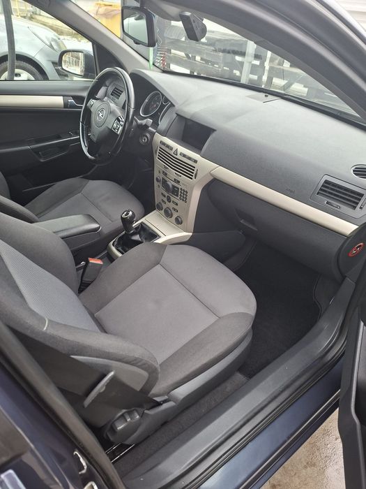 Opel Astra H 1.9 , 150 cp