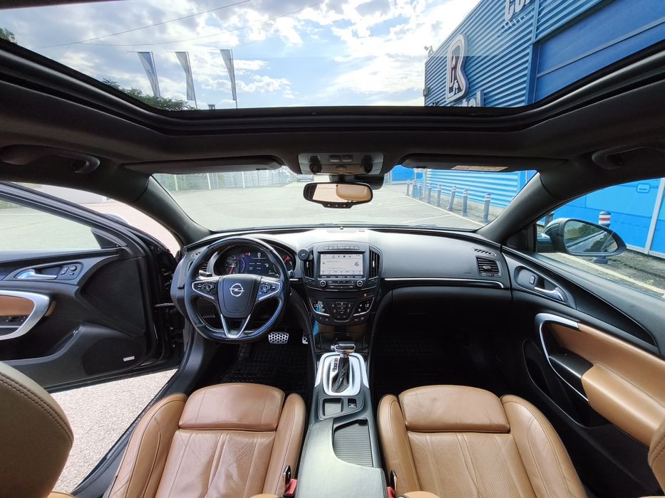 Opel Insignia Country Touter 2016