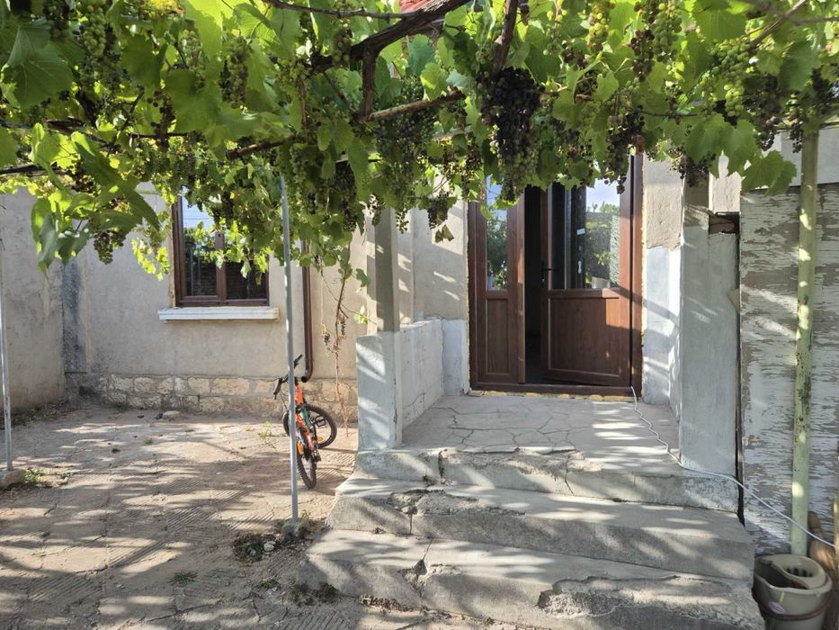 Продавам къща във Вълчи дол