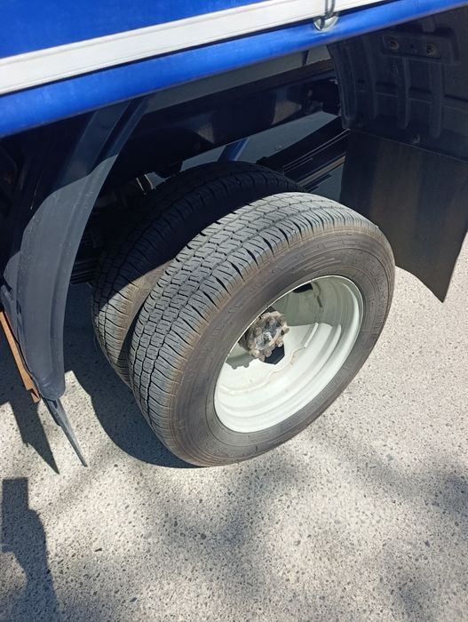 Газел сотилади. 2012 йил