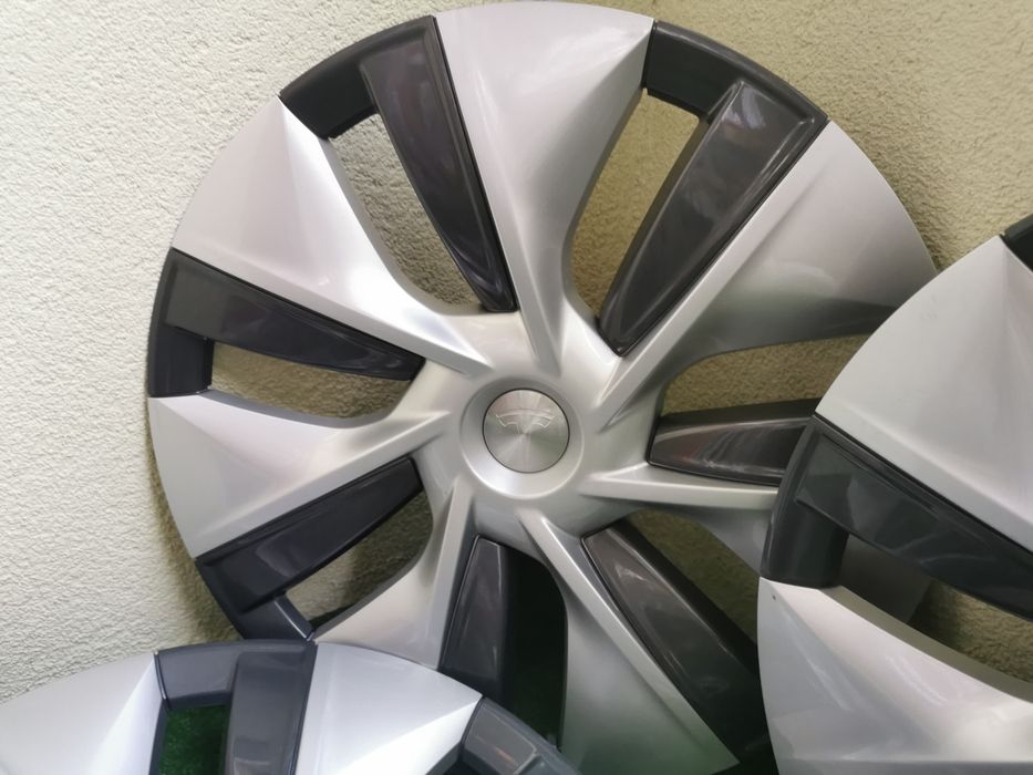 Тасове, капаци за джанти за Tesla model Y  19