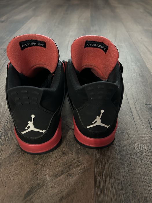 Jordan 4 Retro "Red Thunder" 43 номер.