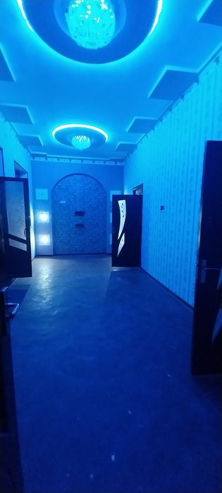 Uy sotiladi 6 sotix Turkiston Ko'chasi
Uy so
Tuman markazida
