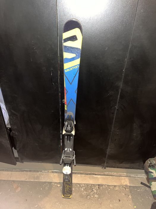 Schiuri,clapari,bete,casca si patine pentru copii