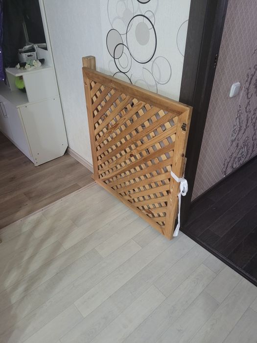 Продаю перегородку