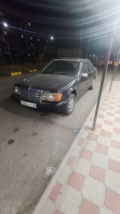 Продам Мерседес w124