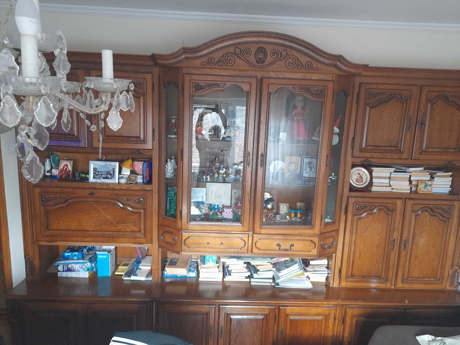 Vand mobila lemn masiv