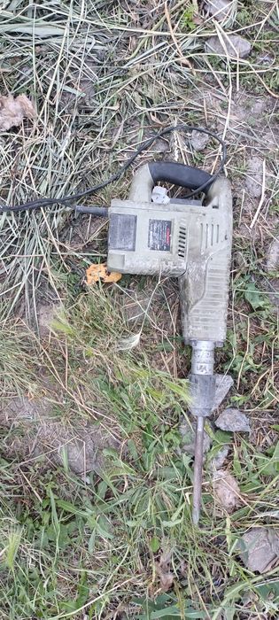 Продам аварийный знак и прочее