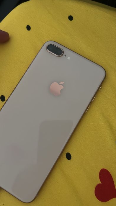 vand iphone 8 plus