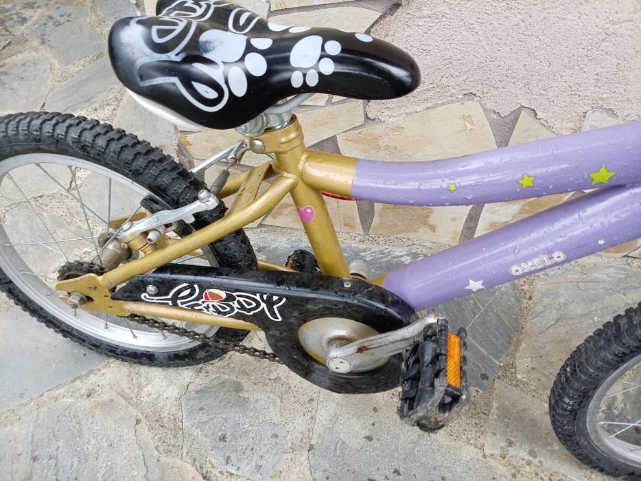 Vând bicicletă pentru copii cu roți de 16 inch