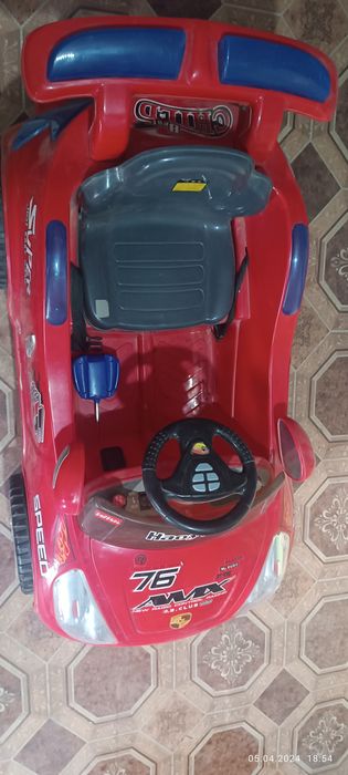 Машина с пультом