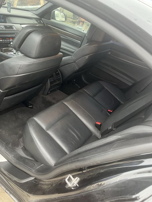 Vand seria 7 2009 3.0D