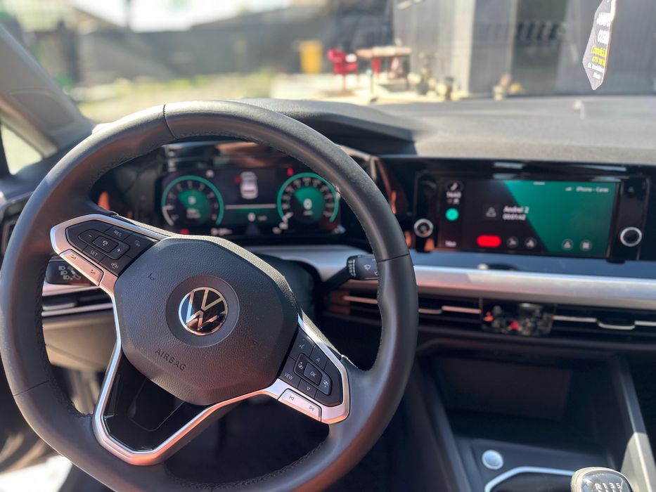 VOLKSWAGEN Golf 2021 — imagine 4
