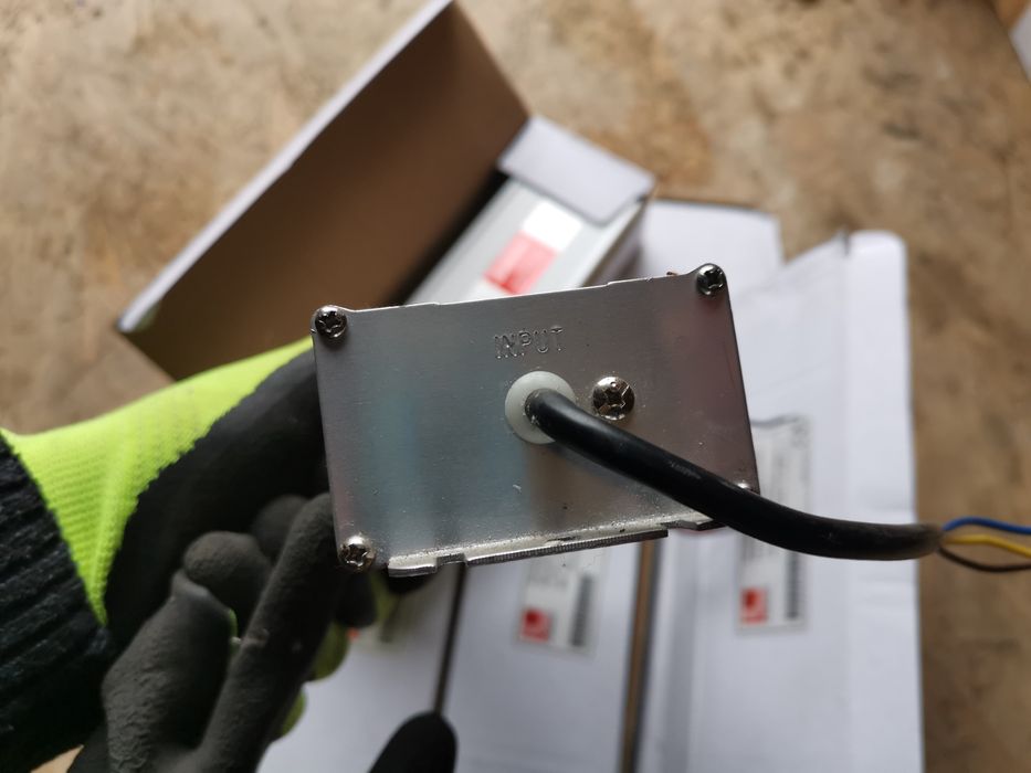 Sursa electronica 230v/24v curent continuu