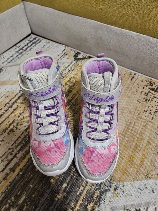 Ghete skechers marimea 30