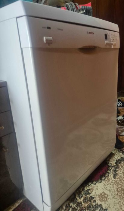 Съдомиялна машина Bosch Silence 3in1