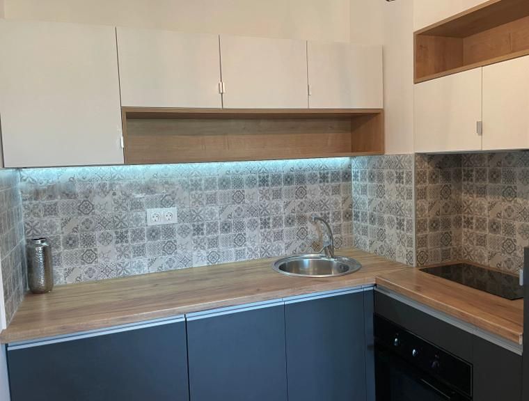 Дава се под наем Двустаен апартамент в Пловдив, Младежки Хълм - 62 кв.м за 525 € - Снимка #1