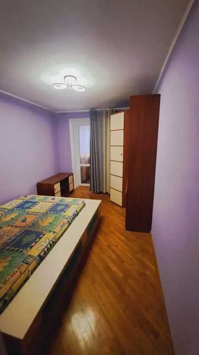 Дава се под наем Тристаен апартамент в София, Зона Б-5 - 89 кв.м за 663 € - Снимка #4