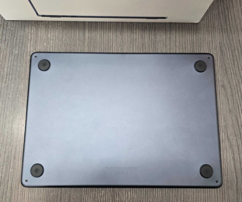 Hope Amanet P4 APPLE MacBook AIR 13 M2 2022 / A2681 / 8GB RAM 256GB SSD