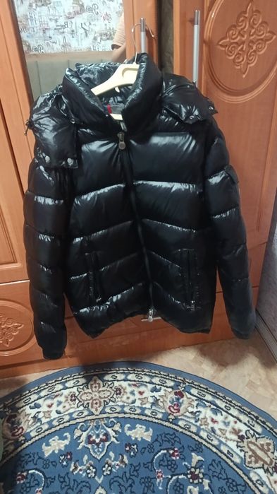Куртка moncler как новая