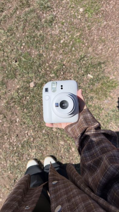 Instax 12 mini камера с моментальной печатью