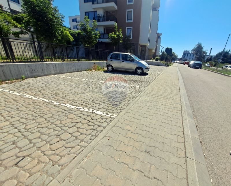 Паркомясто под наем в кв. Владиславово, Т4364