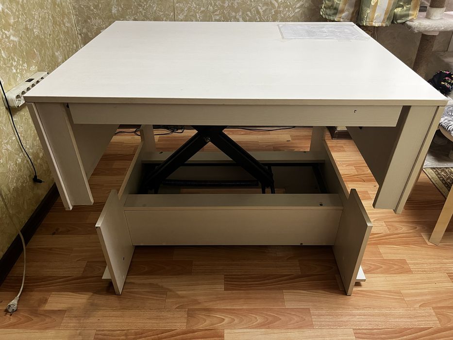 Стол универсальный белый