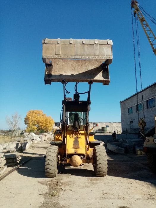 Продам эксковатор погрузчик  вз 30-25