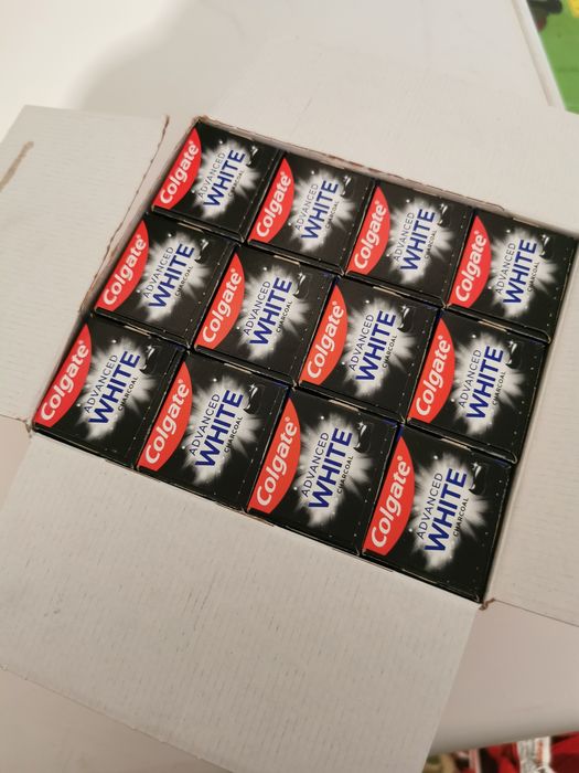 Pasta de dinți colgate