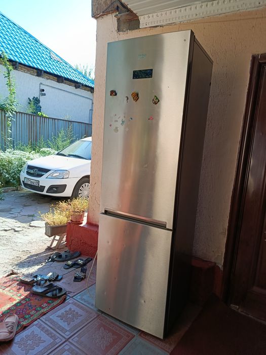 Продам холодильник