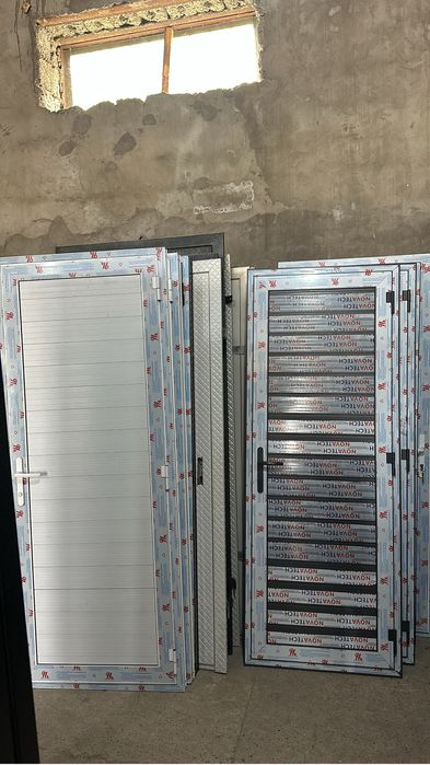 Пластиковые двери есик