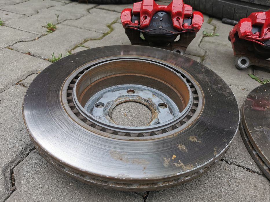 Задни спирачни апарати W204 Ц класа C204 дискове и накладки