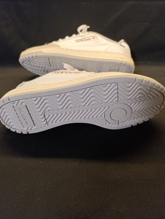 Маратонки Adidas originals