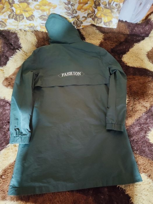 Продам плащ в идеальном состоянии. Размер 50-52