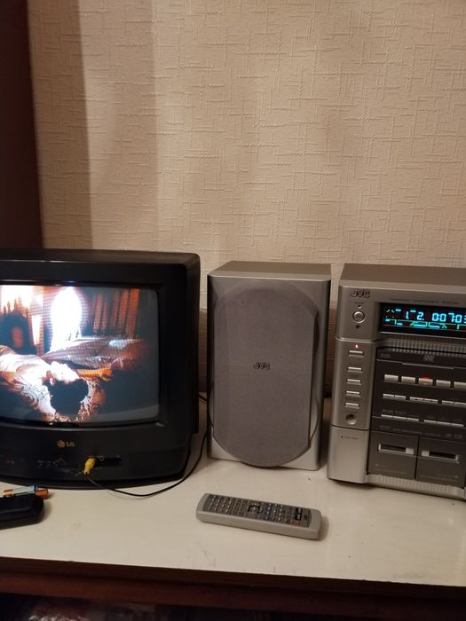 Музыкальный центр JVC